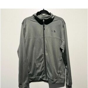 Like new ! 🤩The North Face  Men's Performance Jacket in Gray